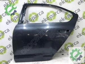 SKODA OCTAVİA 2013 2020 SOL ARKA KAPI 5E5833051