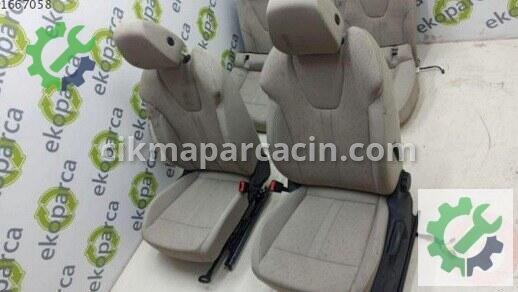 Skoda Octavia Koltuk 5WA881105 çıkma parça