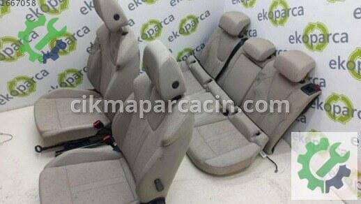 Skoda Octavia Koltuk 5WA881105 çıkma parça
