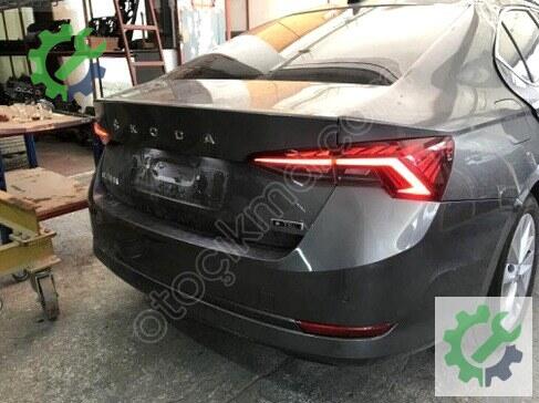 Skoda Octavia Sol Arka Stop 5E6945307A çıkma parça
