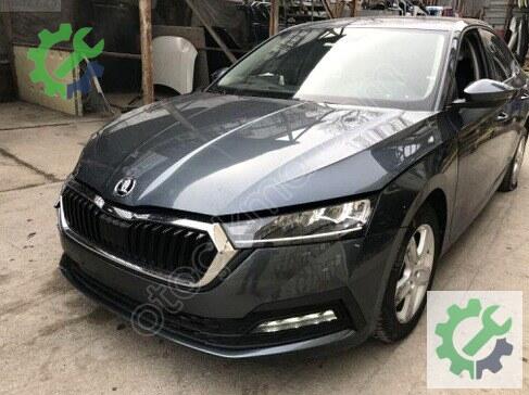 Skoda Octavia Sol Konsol 5E3810125A çıkma parça
