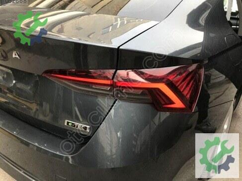 Skoda Octavia Arka Tampon 5E6807421 çıkma parça
