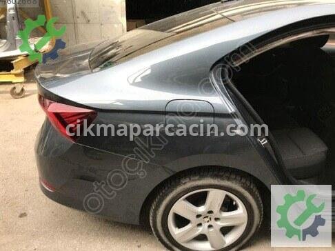 Skoda Octavia Arka Tampon 5E6807421 çıkma parça