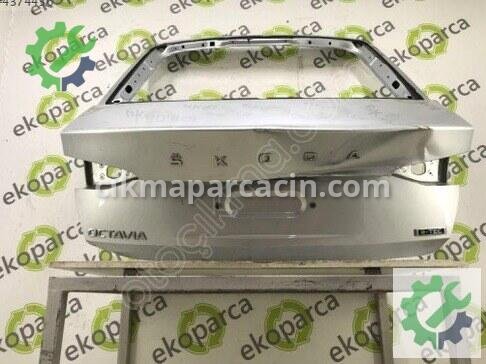 Skoda Octavia Bagaj Kapağı 5E6827023 çıkma parça