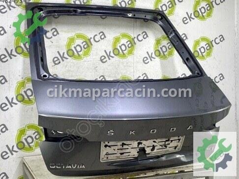 Skoda Octavia Bagaj Kapağı 5E6827023 çıkma parça