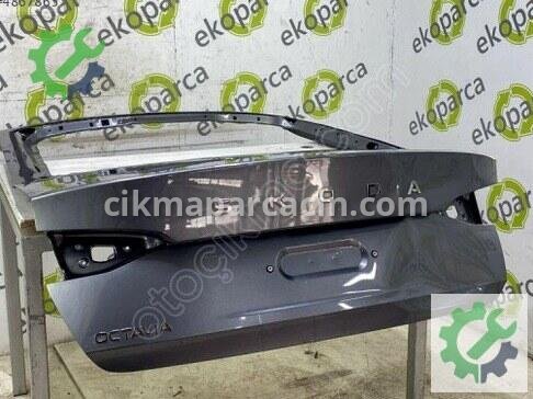 Skoda Octavia Bagaj Kapağı 5E6827023 çıkma parça