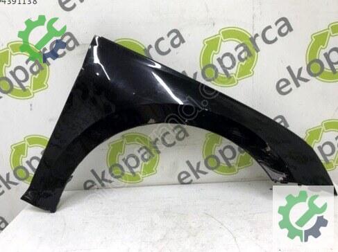Skoda Octavia Sağ Ön Çamurluk çıkma parça