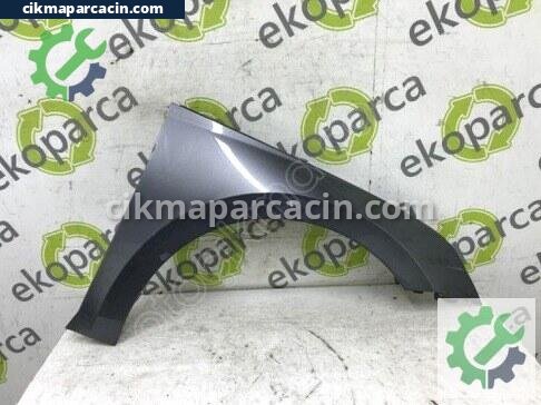 Skoda Octavia Sağ Ön Çamurluk çıkma parça