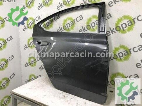 Skoda Octavia Sağ Arka Kapı 5E6833052 çıkma parça
