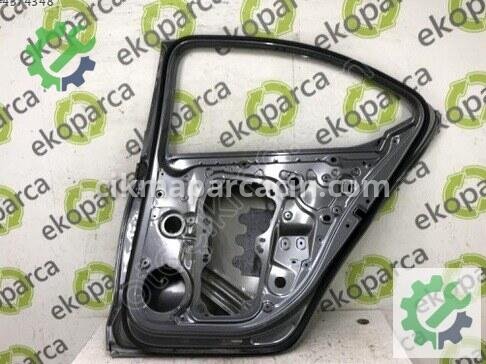 Skoda Octavia Sağ Arka Kapı 5E6833052 çıkma parça