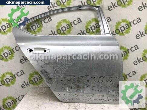 Skoda Octavia Sağ Arka Kapı çıkma parça