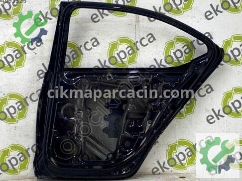 Skoda Octavia Sağ Arka Kapı 5E6833052 çıkma parça