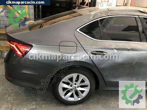 Skoda Octavia Sağ Ön Taşıyıcı çıkma parça