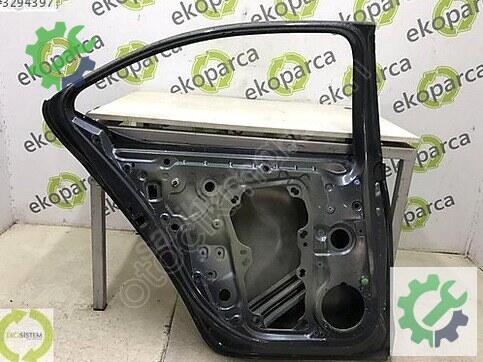 Skoda Octavia Sol Arka Kapı 5E6833051 çıkma parça
