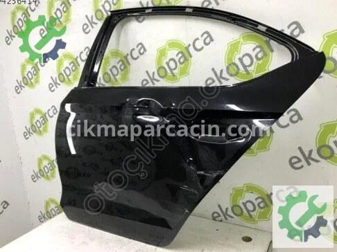 Skoda Octavia Sol Arka Kapı 5E6833051 çıkma parça