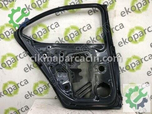 Skoda Octavia Sol Arka Kapı 5E6833051 çıkma parça