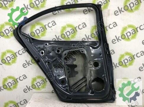 Skoda Octavia Sol Arka Kapı 5E6833051 çıkma parça