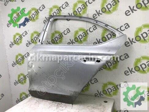 Skoda Octavia Sol Arka Kapı 5E6833051 çıkma parça