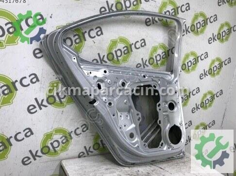 Skoda Octavia Sol Arka Kapı 5E6833051 çıkma parça