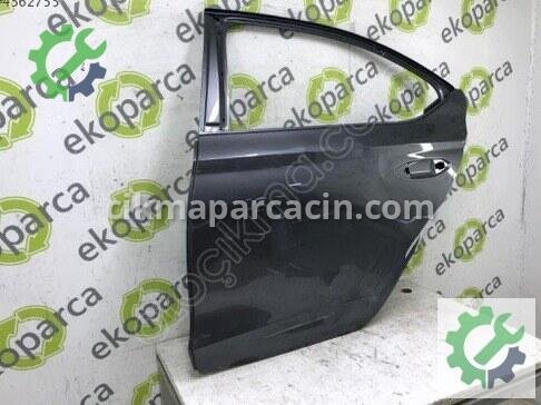 Skoda Octavia Sol Arka Kapı 5E6833051 çıkma parça