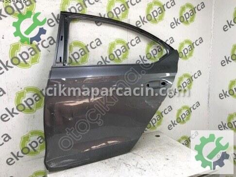 Skoda Octavia Sol Arka Kapı 5E6833051 çıkma parça