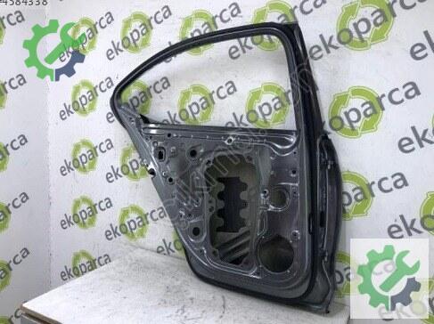 Skoda Octavia Sol Arka Kapı 5E6833051 çıkma parça