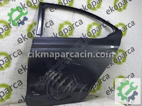Skoda Octavia Sol Arka Kapı 5E6833051 çıkma parça