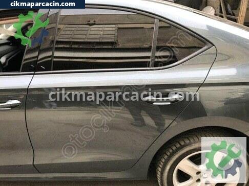 Skoda Octavia Sol Arka Kapı çıkma parça