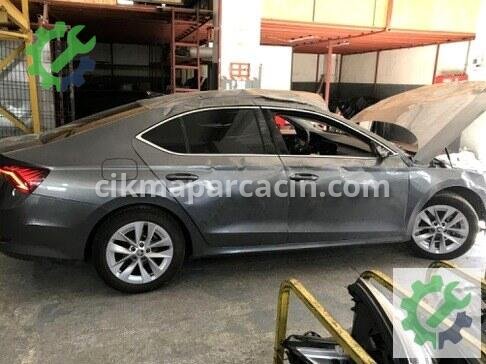 Skoda Octavia Viraj Demiri 5Q0411303P çıkma parça