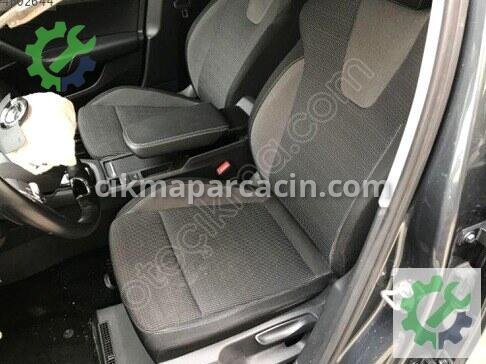 Skoda Octavia Koltuk 5WA881105 çıkma parça