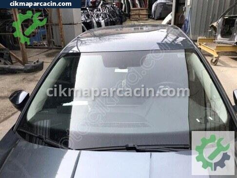 Skoda Octavia Ön Cam çıkma parça