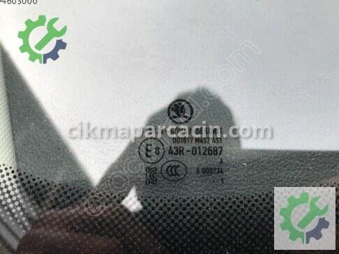Skoda Octavia Ön Cam 5E3845011 çıkma parça