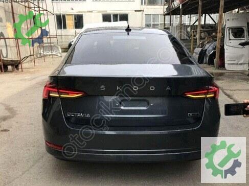 Skoda Octavia Sol Arka Stop 5E3945207A çıkma parça
