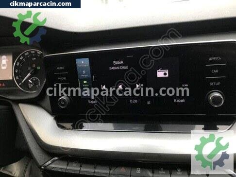 Skoda Octavia Teyp çıkma parça