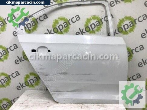 Skoda Rapid Sağ Arka Kapı çıkma parça