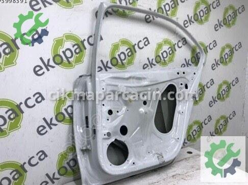 Skoda Rapid Sağ Arka Kapı 5JA833052 çıkma parça