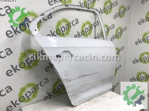 Skoda Rapid Sağ Arka Kapı 5JA833052 çıkma parça