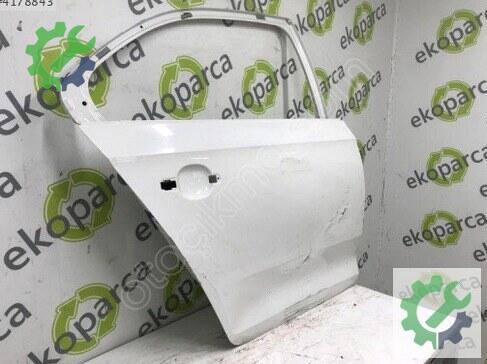 Skoda Rapid Sağ Arka Kapı 5JA833052 çıkma parça