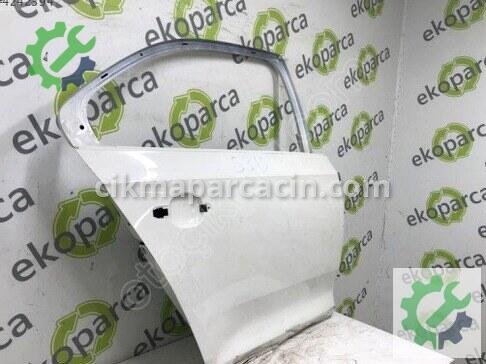 Skoda Rapid Sağ Arka Kapı 5JA833052 çıkma parça