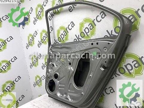 Skoda Rapid Sağ Arka Kapı 5JA833052 çıkma parça