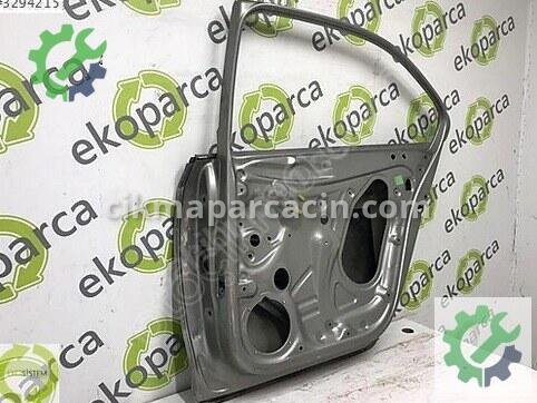 Skoda Rapid Sağ Arka Kapı 5JA833052 çıkma parça