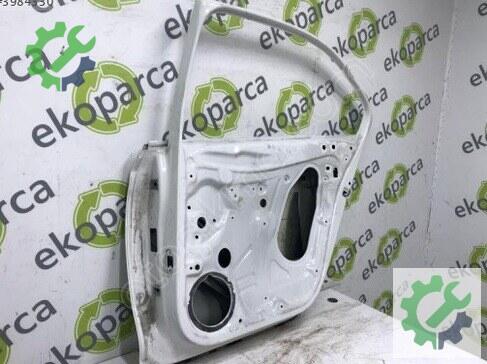 Skoda Rapid Sağ Arka Kapı 5JA833052 çıkma parça