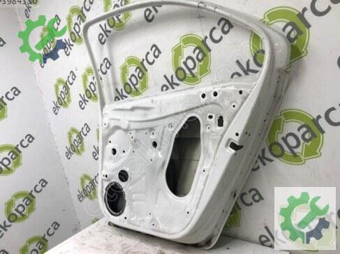 Skoda Rapid Sağ Arka Kapı 5JA833052 çıkma parça