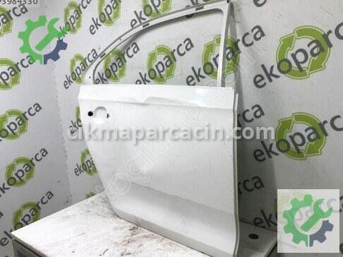 Skoda Rapid Sağ Arka Kapı 5JA833052 çıkma parça