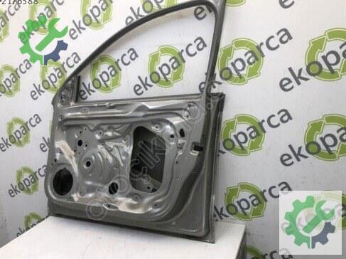 Skoda Rapid Sağ Ön Kapı 5JA831052C çıkma parça