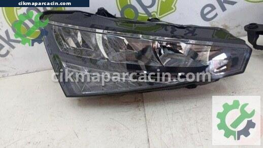 Skoda Scala Sağ Ön Far çıkma parça