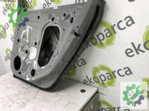 Skoda Scala Sağ Arka Kapı 657833052 çıkma parça