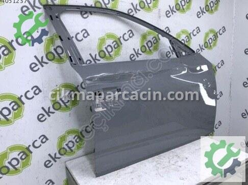 Skoda Scala Sağ Ön Kapı 657831052 çıkma parça