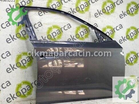 Skoda Scala Sağ Ön Kapı 657831052 çıkma parça