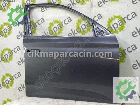 Skoda Scala Sağ Ön Kapı 657831052 çıkma parça